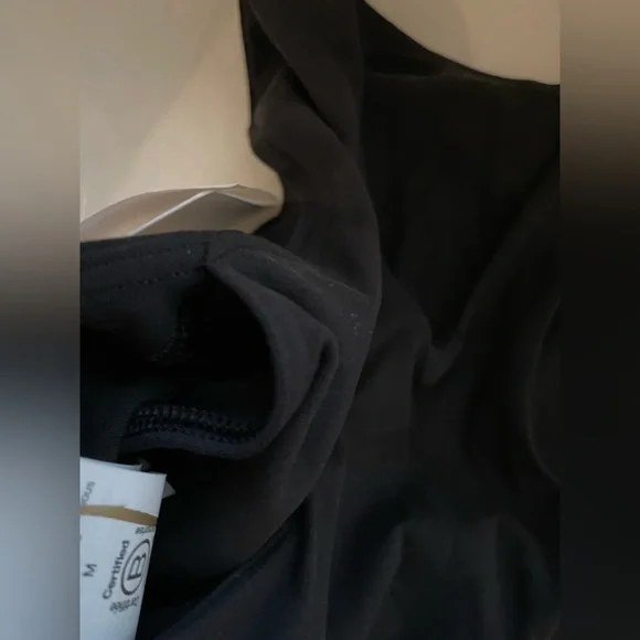 NWT ATHLETA Conscious Crop Top A-C in Black Size M - Picture 8 of 10